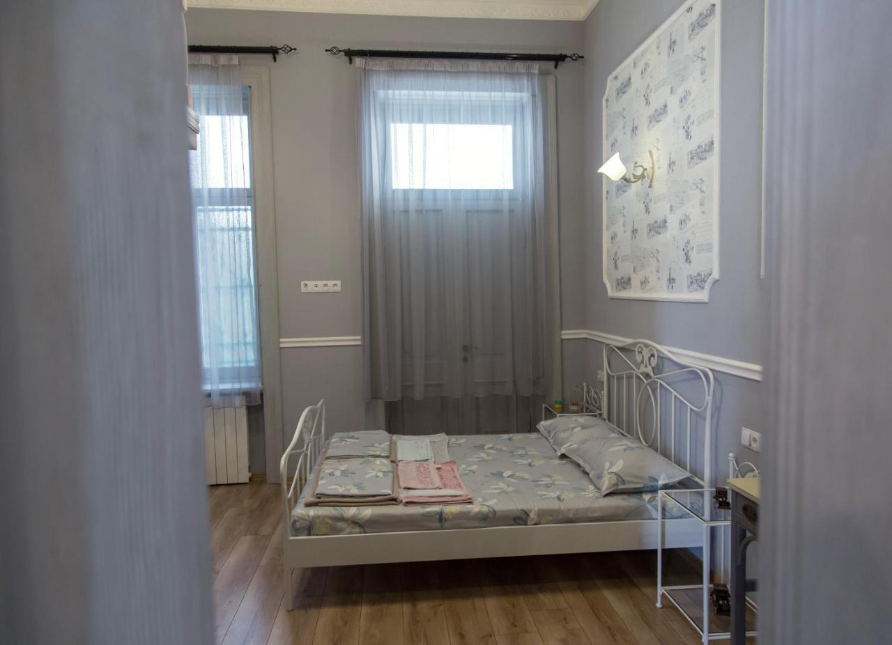 Apartament On Aghmashenebeli 26 Tbilisi Exterior photo